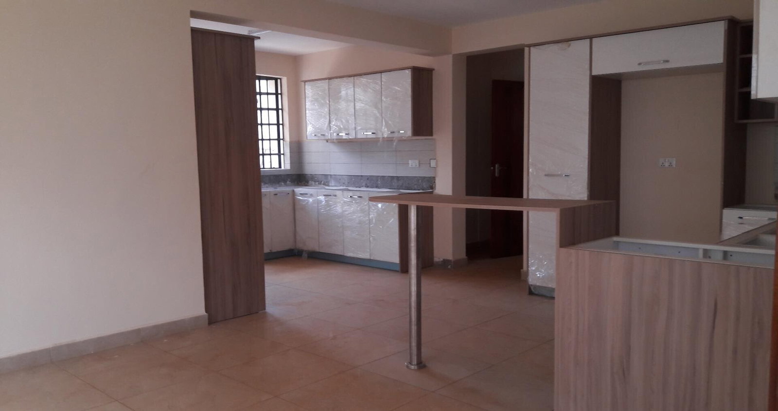 4 En-Suite Townhouse with Study & Fireplace - Kitisuru