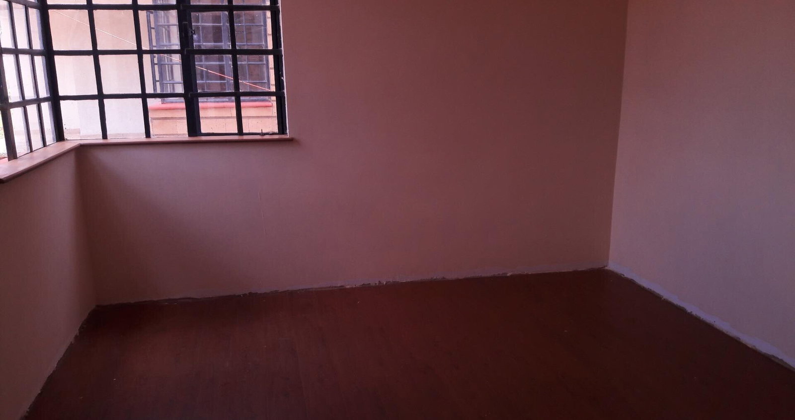 4 En-Suite Townhouse with Study & Fireplace - Kitisuru