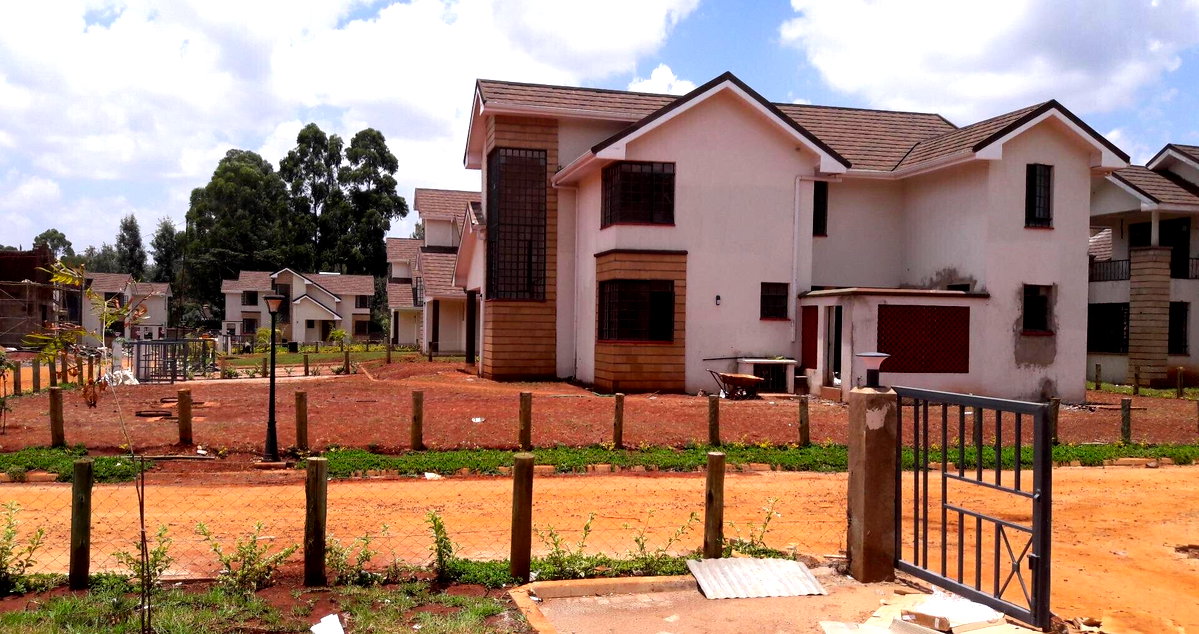 4 En-Suite Townhouse with Study & Fireplace - Kitisuru