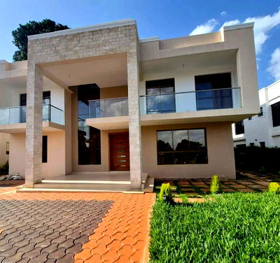 1.1 Acre Townhouse in Kiambu CBD