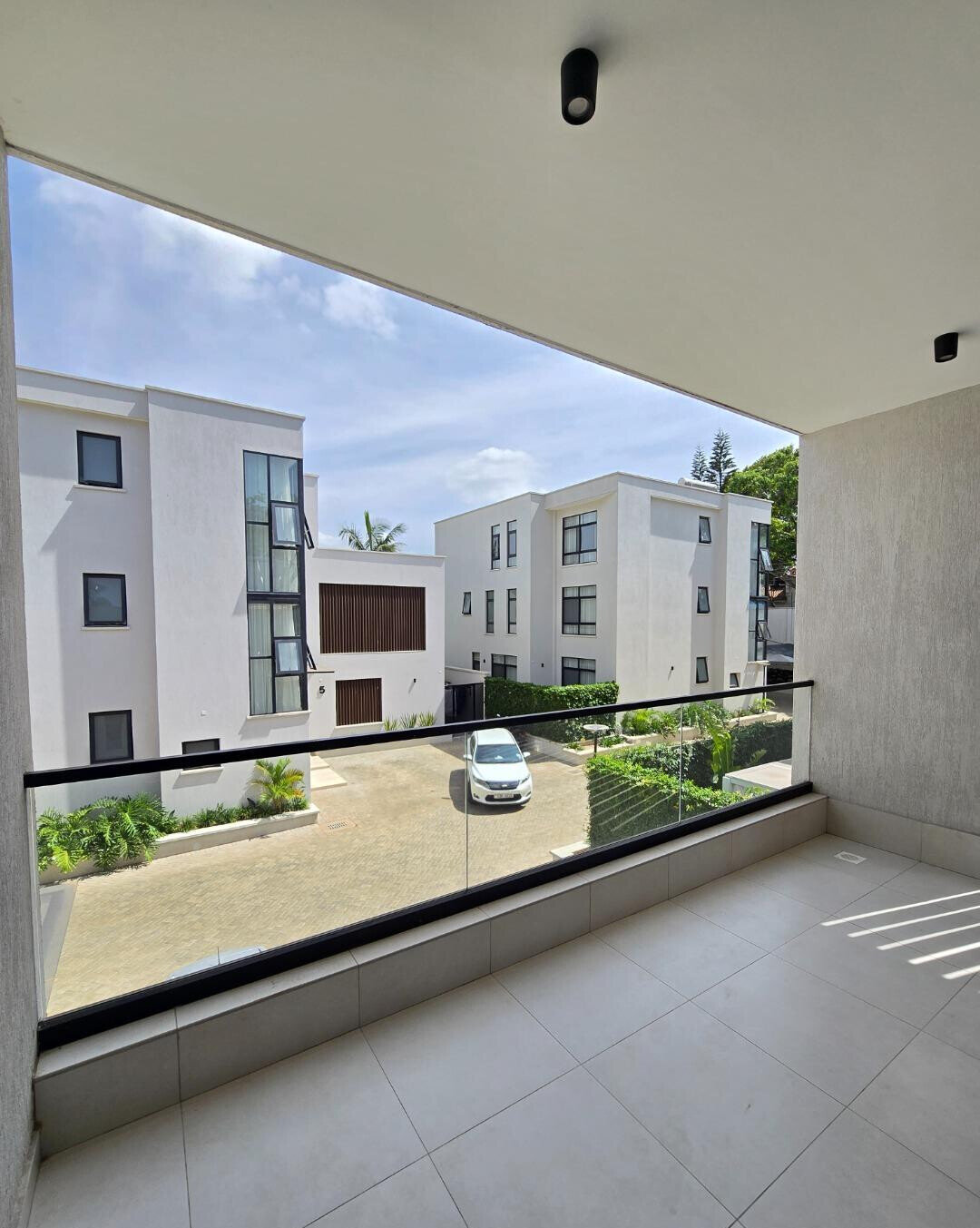 5-Ensuite Villa with Spice Kitchen & Smart CCTV - Lavington