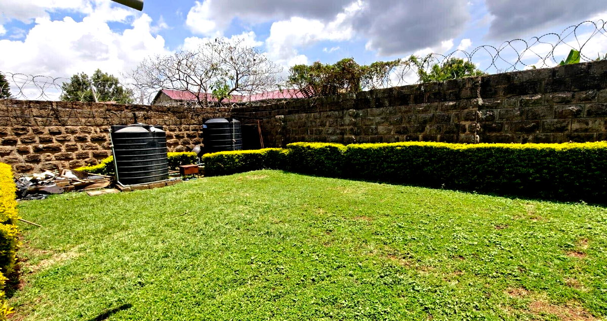 4BR Townhouse with DSQ & Mini-Lawn – Langata
