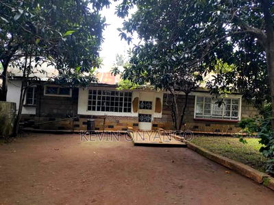 3bdrm Bungalow in Karen for rent - Image 4