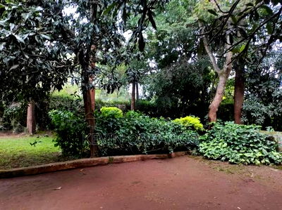 3bdrm Bungalow in Karen for rent - Image 16