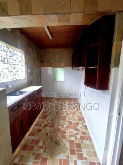 3bdrm Bungalow in Karen for rent - Image 10