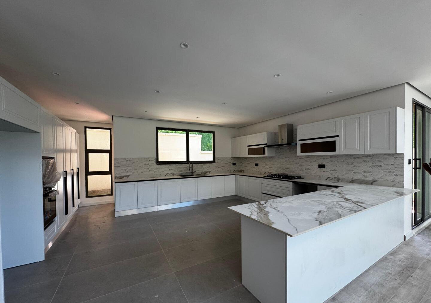 5-Ensuite Townhouse with Gym & Lift - Lavington