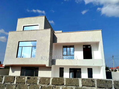 4bdrm Maisonette in Kamulu for sale - Image 1