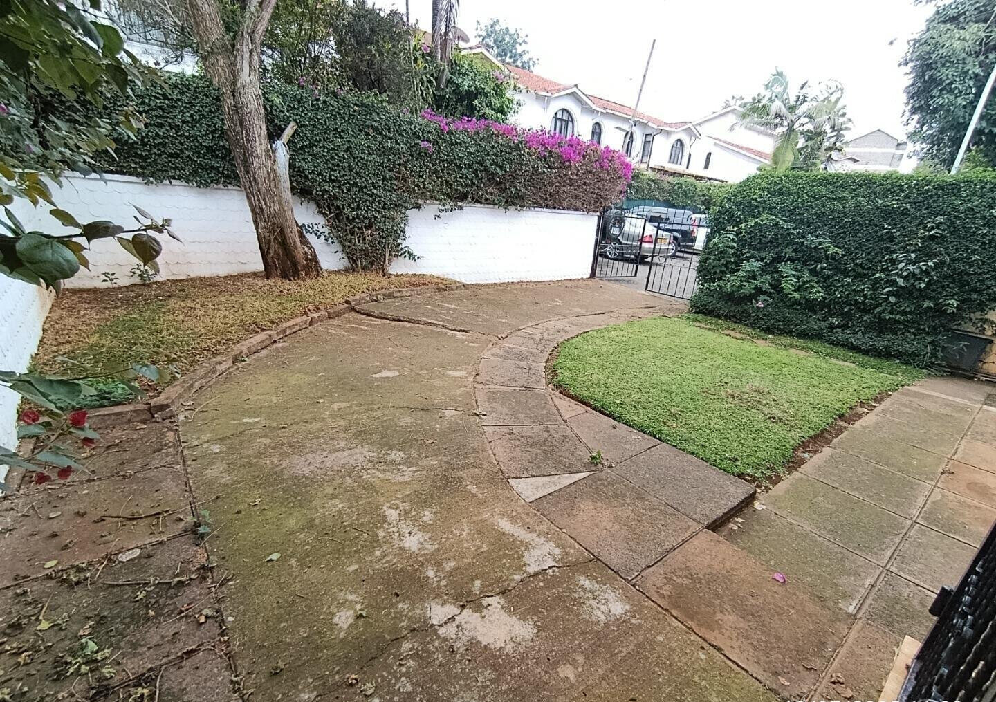Spacious 4BR Townhouse with Garden & DSQ - Kileleshwa