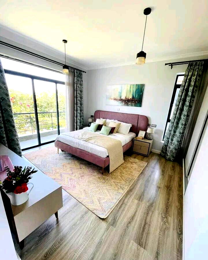 4BR All-Ensuite Townhouse with Pool & Gym - Runda