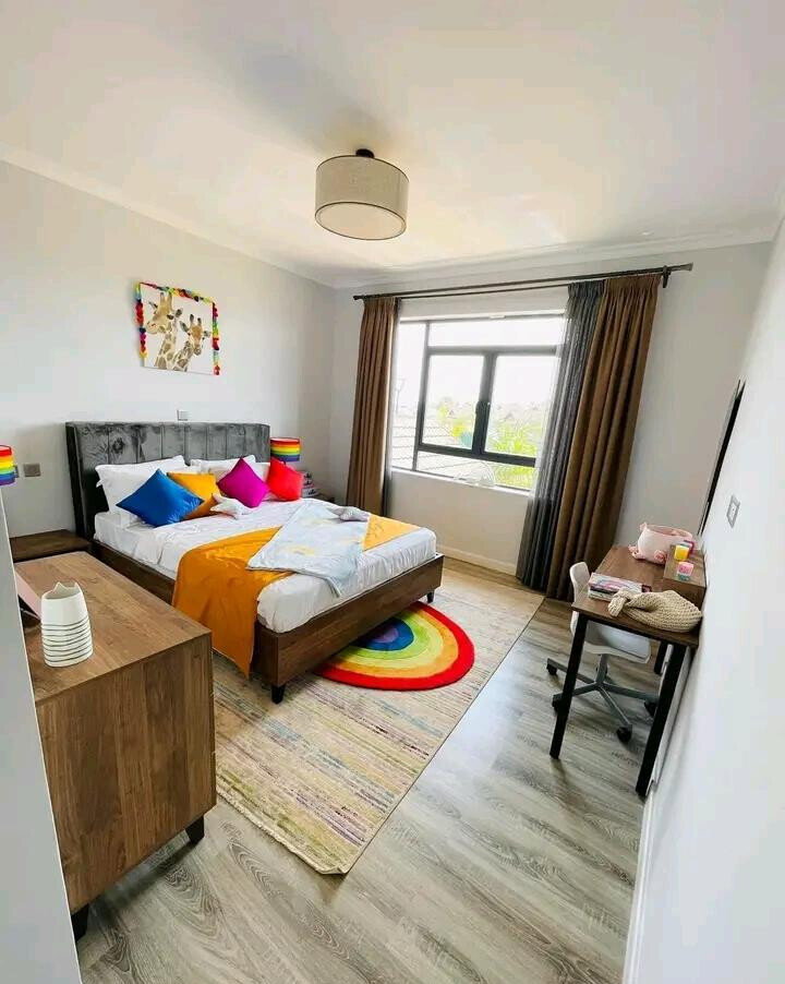 4BR All-Ensuite Townhouse with Pool & Gym - Runda