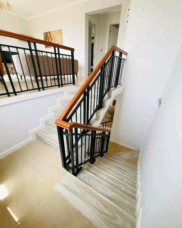4BR All-Ensuite Townhouse with Pool & Gym - Runda