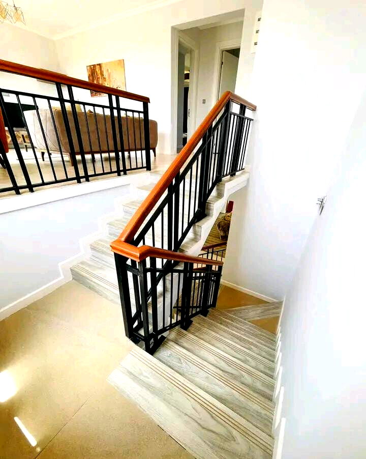4BR All-Ensuite Townhouse with Pool & Gym - Runda
