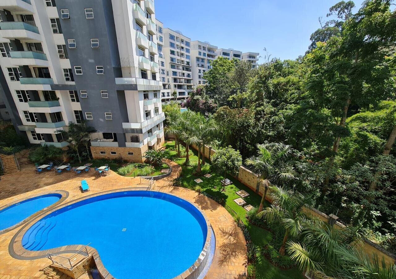 4BR All-Ensuite with Home Office & Pool - Spring Valley