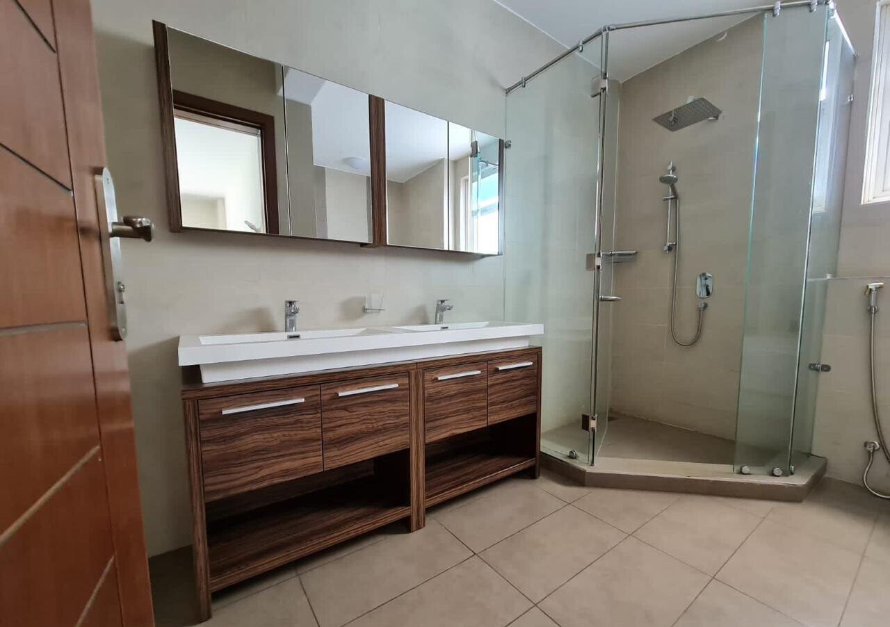 4BR All-Ensuite with Home Office & Pool - Spring Valley