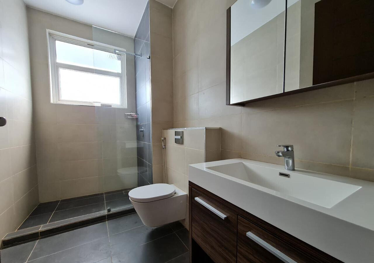 4BR All-Ensuite with Home Office & Pool - Spring Valley