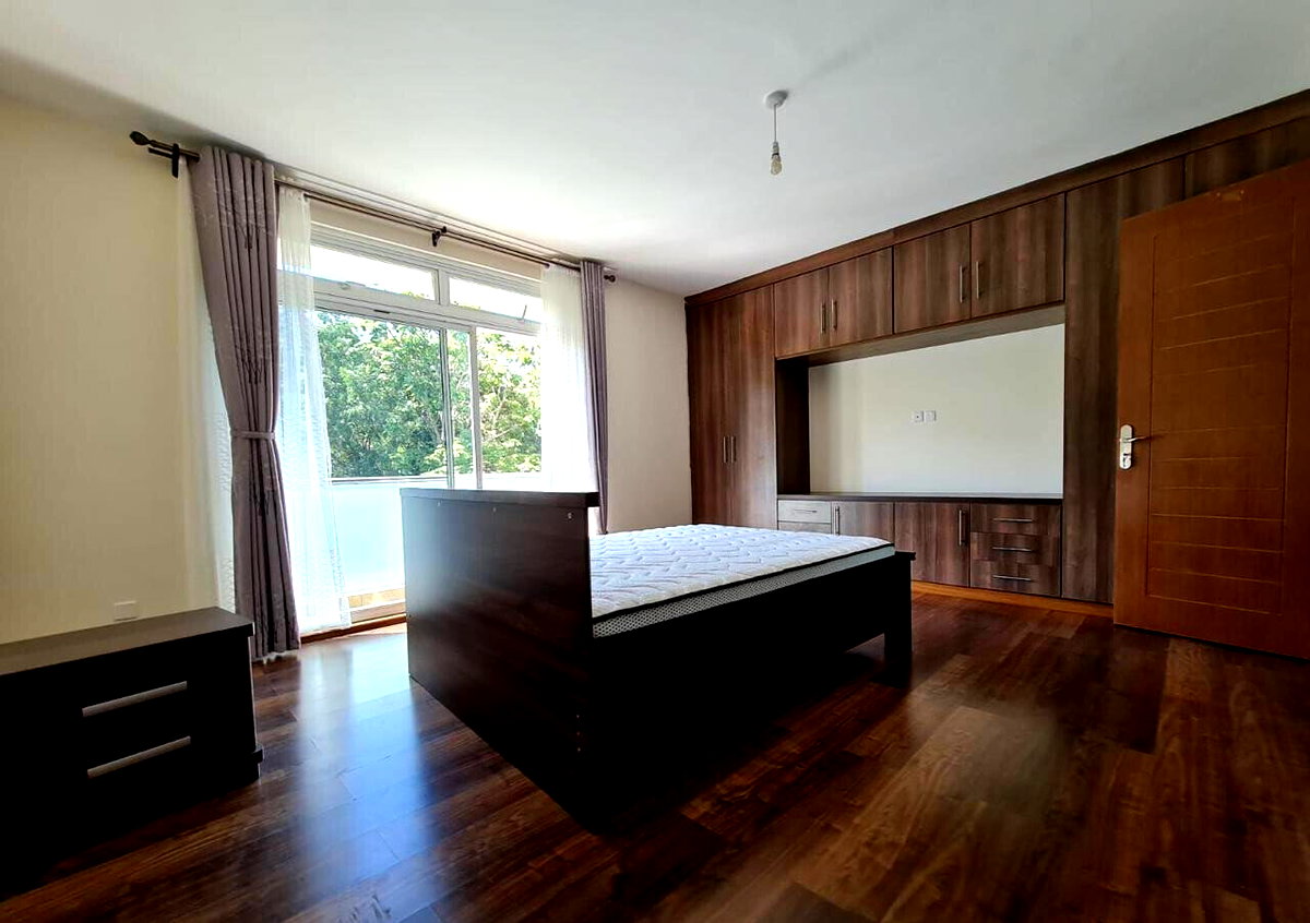 4BR All-Ensuite with Home Office & Pool - Spring Valley
