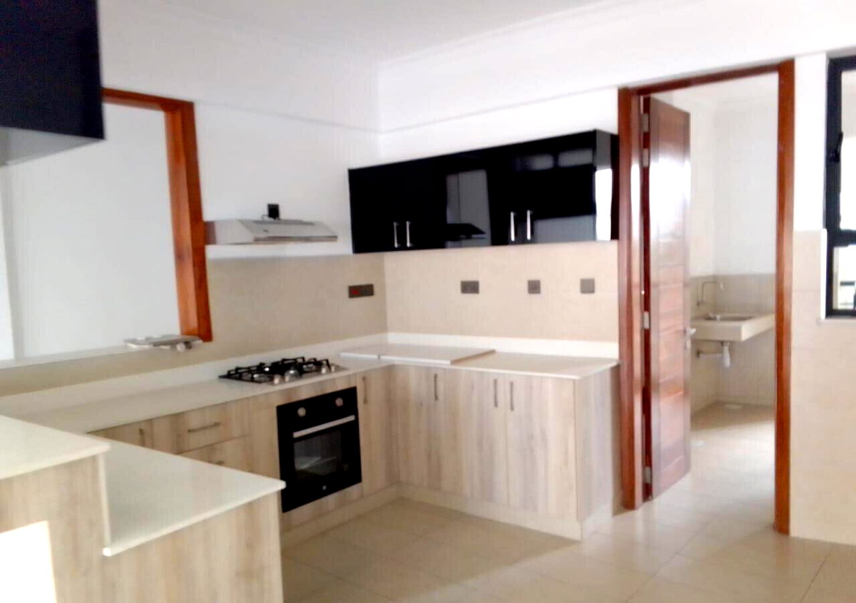2BR All-Ensuite Apartment with Gym & Backup Power - Kilimani