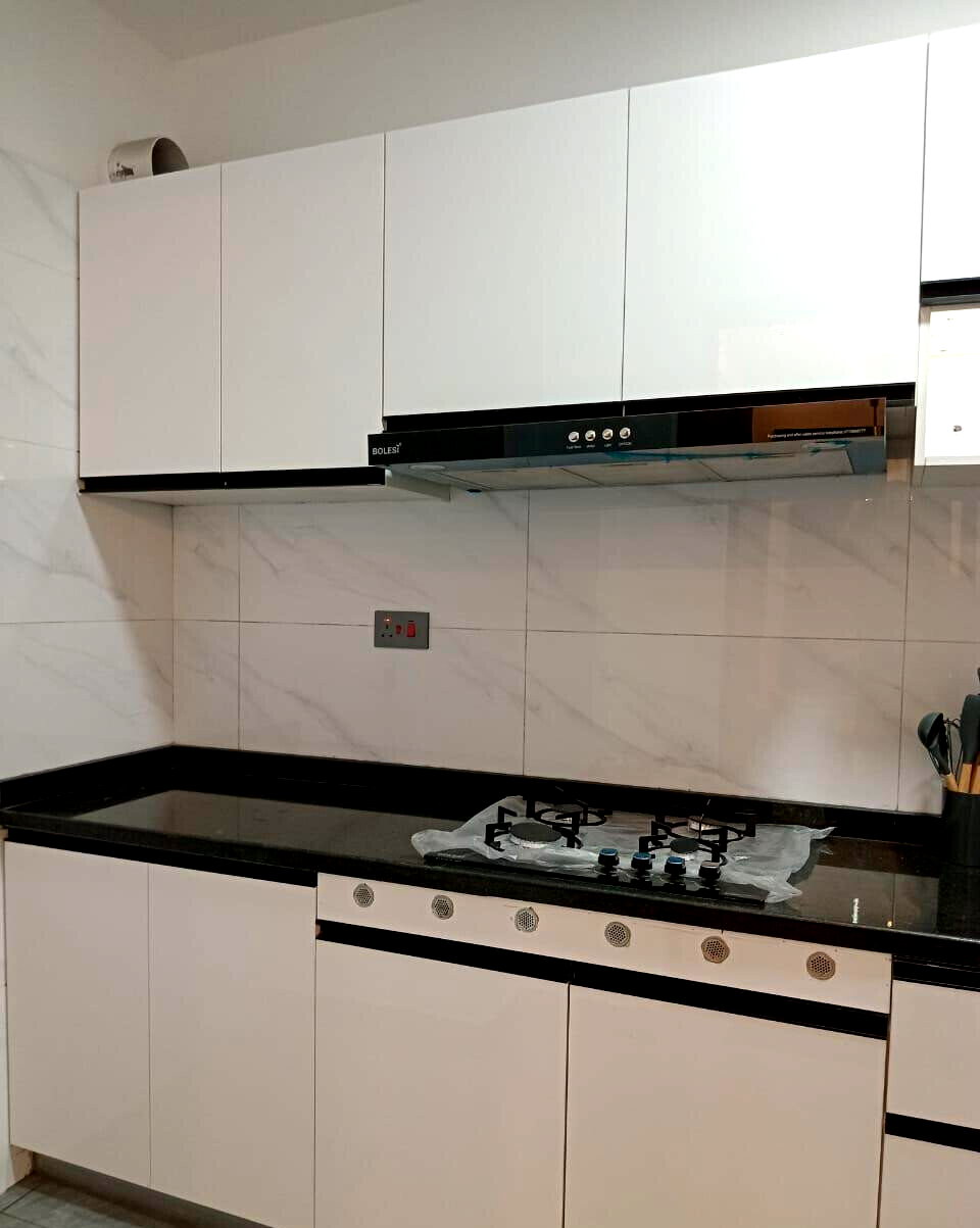 2BR Apartment with Pool & Gym Access - Lavington