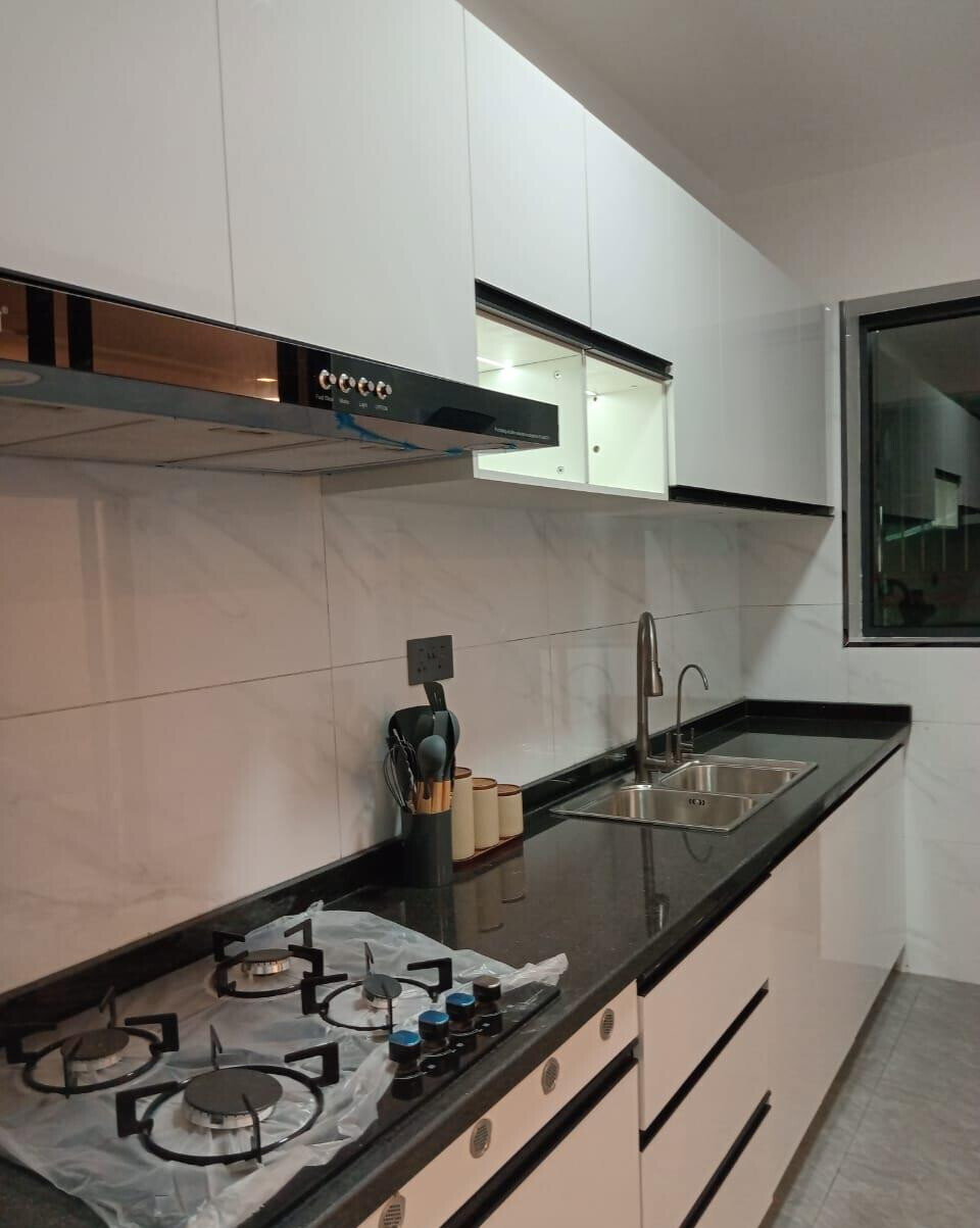 2BR Apartment with Pool & Gym Access - Lavington