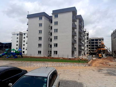 2bdrm Apartment in Gateway Mall Area for sale - Image 2