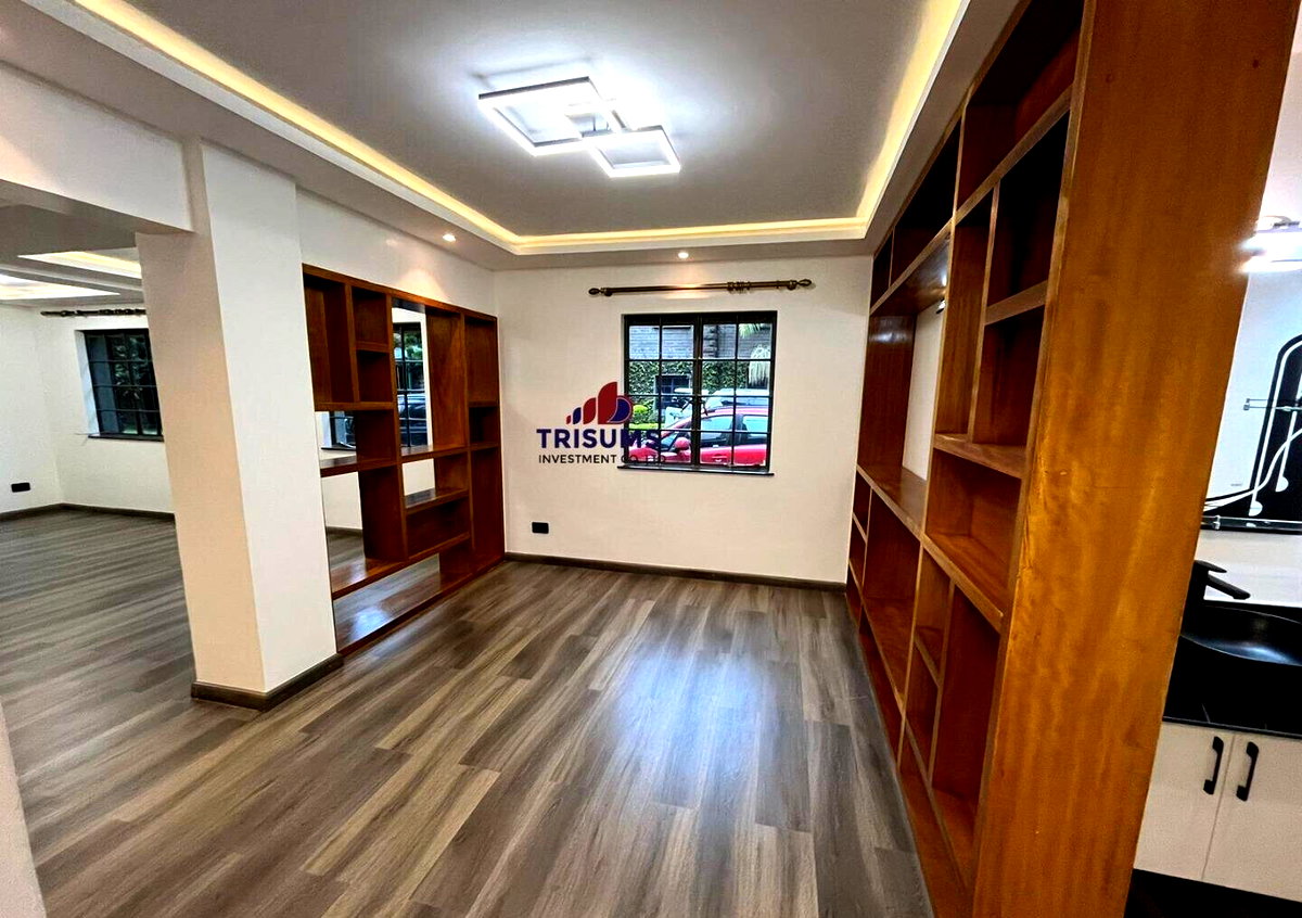 Newly Renovated 5BR All-Ensuite Townhouse with DSQ - Kileleshwa