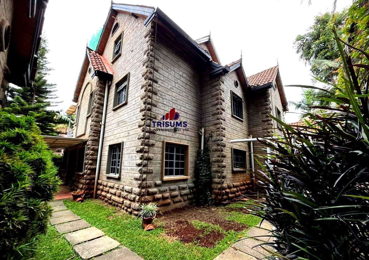 Newly Renovated 5BR All-Ensuite Townhouse with DSQ - Kileleshwa