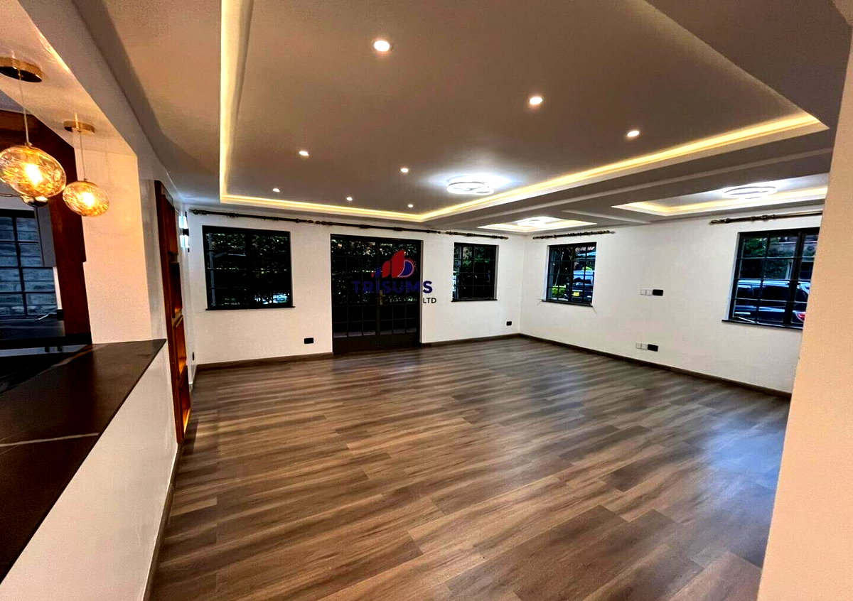 Newly Renovated 5BR All-Ensuite Townhouse with DSQ - Kileleshwa