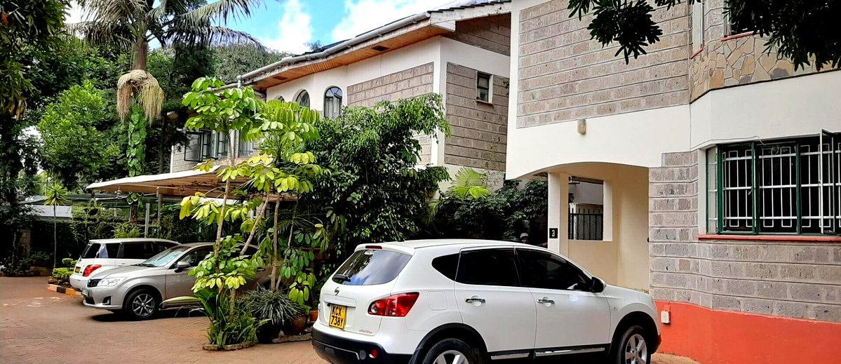 4-Ensuite Townhouse with DSQ & Wooden Floors - Westlands