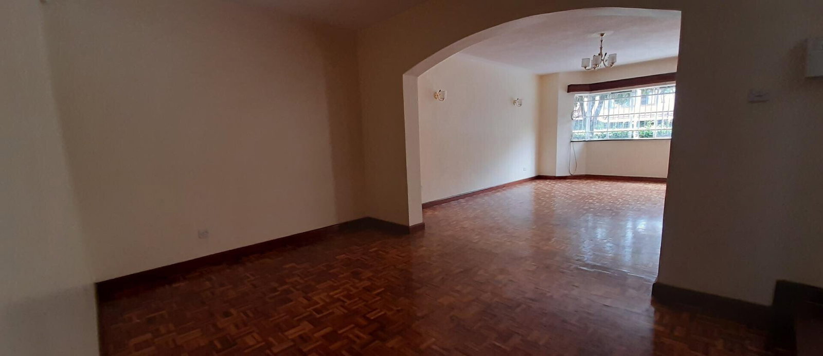 4-Ensuite Townhouse with DSQ & Wooden Floors - Westlands