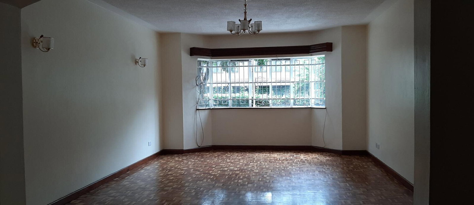 4-Ensuite Townhouse with DSQ & Wooden Floors - Westlands