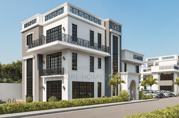 5bdrm Villa In Maziwa For Sale