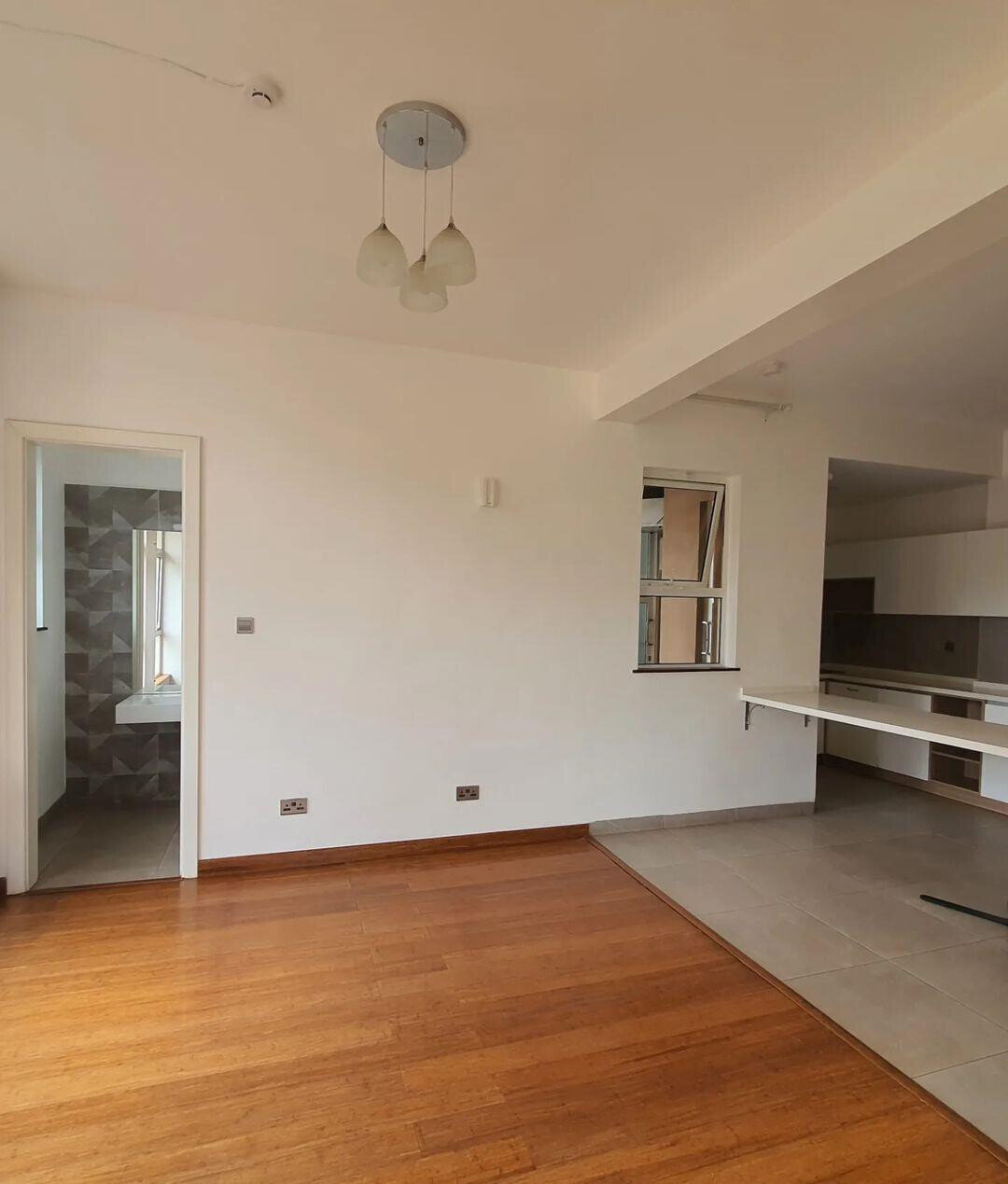 4BR Townhouse with DSQ & Backyard - Lavington Gated Community