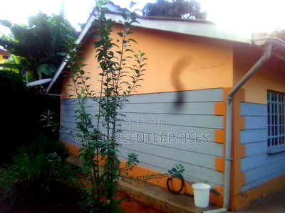 Garden Estate 3/Bedroomed House on 1/2acre 55m - Image 1