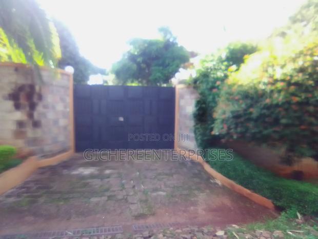 Garden Estate 3/Bedroomed House on 1/2acre 55m