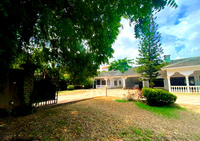4BR All-Ensuite Maisonette with Guest Wing & Mini Bar - Shanzu, Nyali