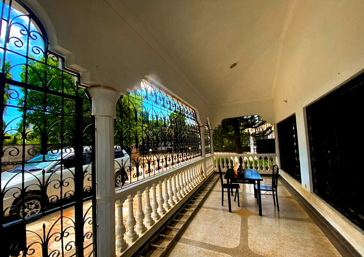 4BR All-Ensuite Maisonette with Guest Wing & Mini Bar - Shanzu, Nyali