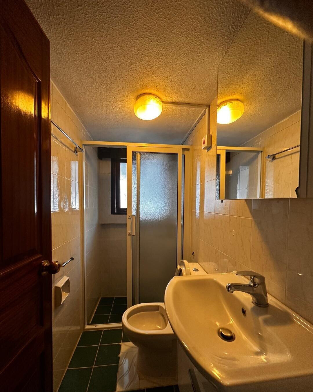 3-Level Townhouse with Sunken Lounge & Study - Kilimani