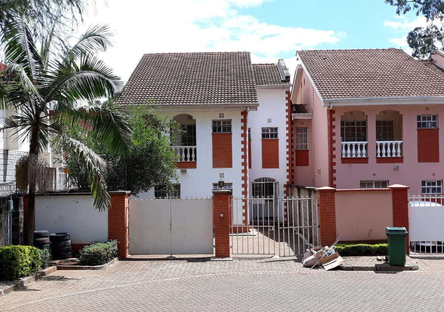 4-Ensuite Townhouse with Mature Garden & DSQ - Lavington