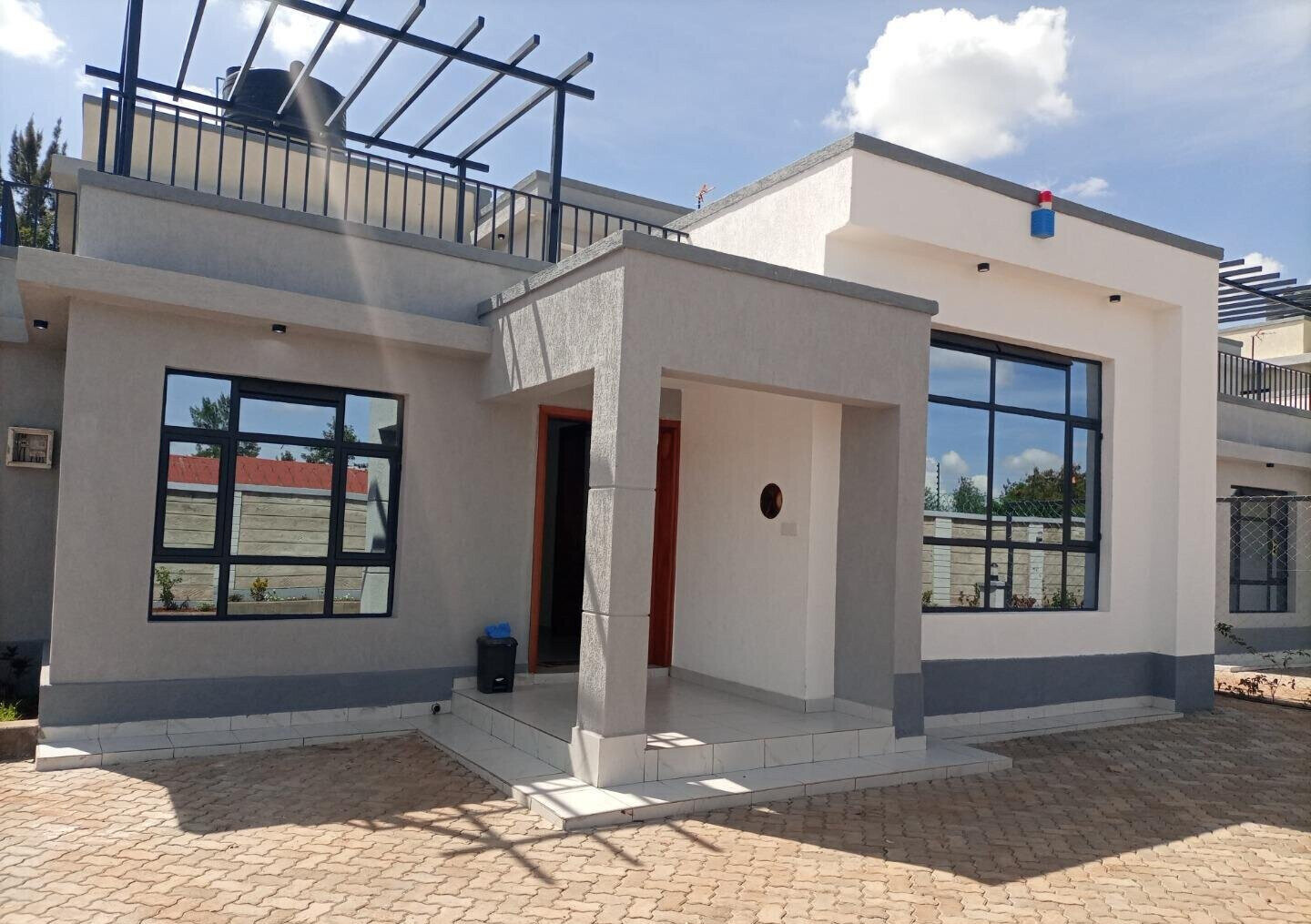 4BR All-Ensuite Townhouse with DSQ - Ready to Move In, Kimbo