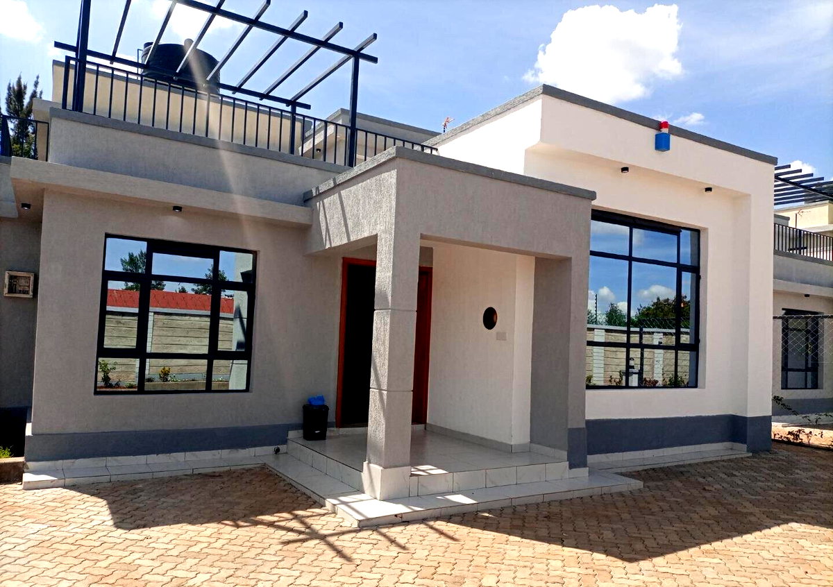 4BR All-Ensuite Townhouse with DSQ - Ready to Move In, Kimbo