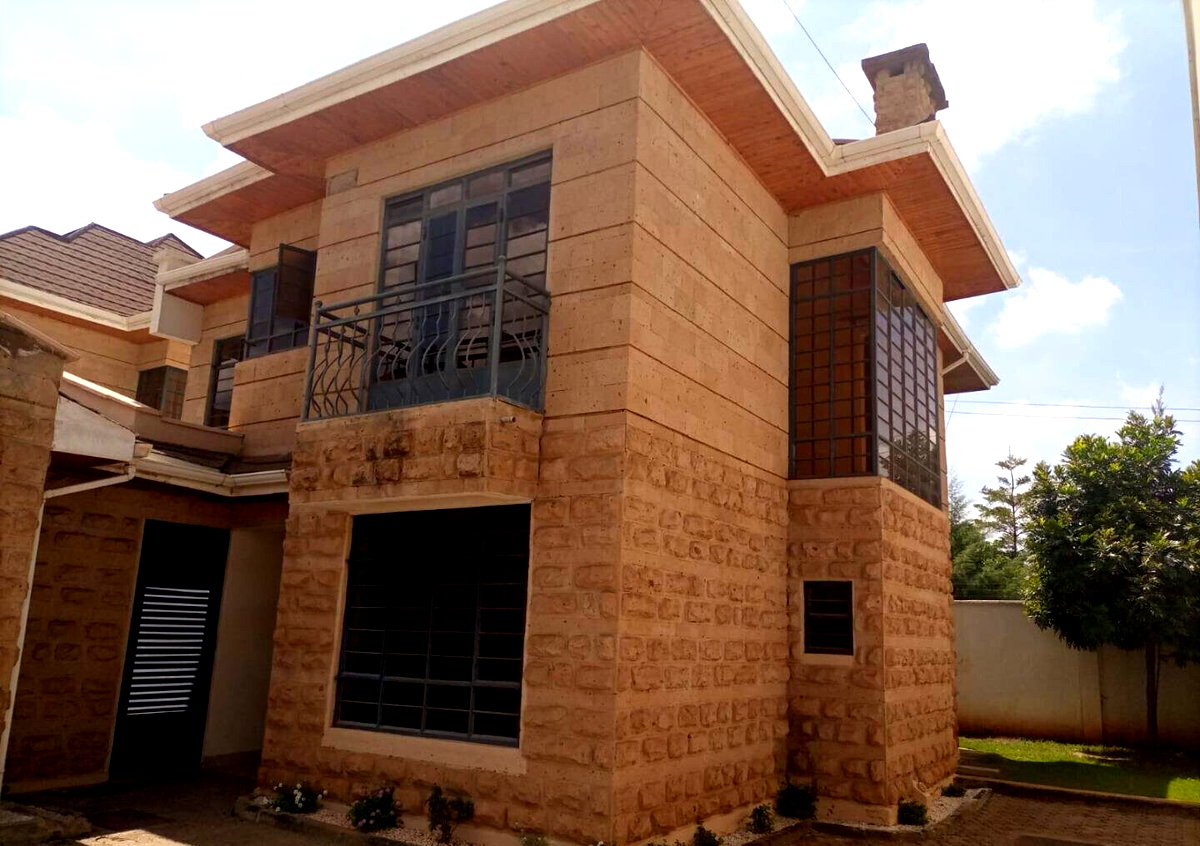 4BR All-Ensuite Townhouse with Wooden Floors - Membley, Ruiru