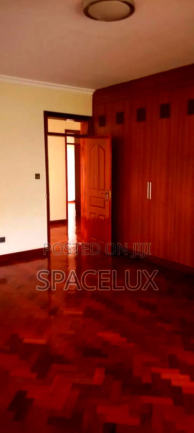 3bdrm Townhouse / Terrace in Karen for rent - Image 7