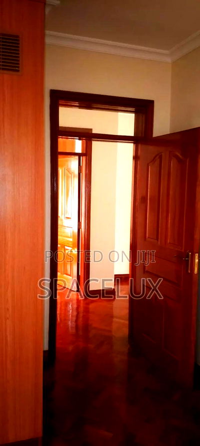 3bdrm Townhouse / Terrace in Karen for rent - Image 4