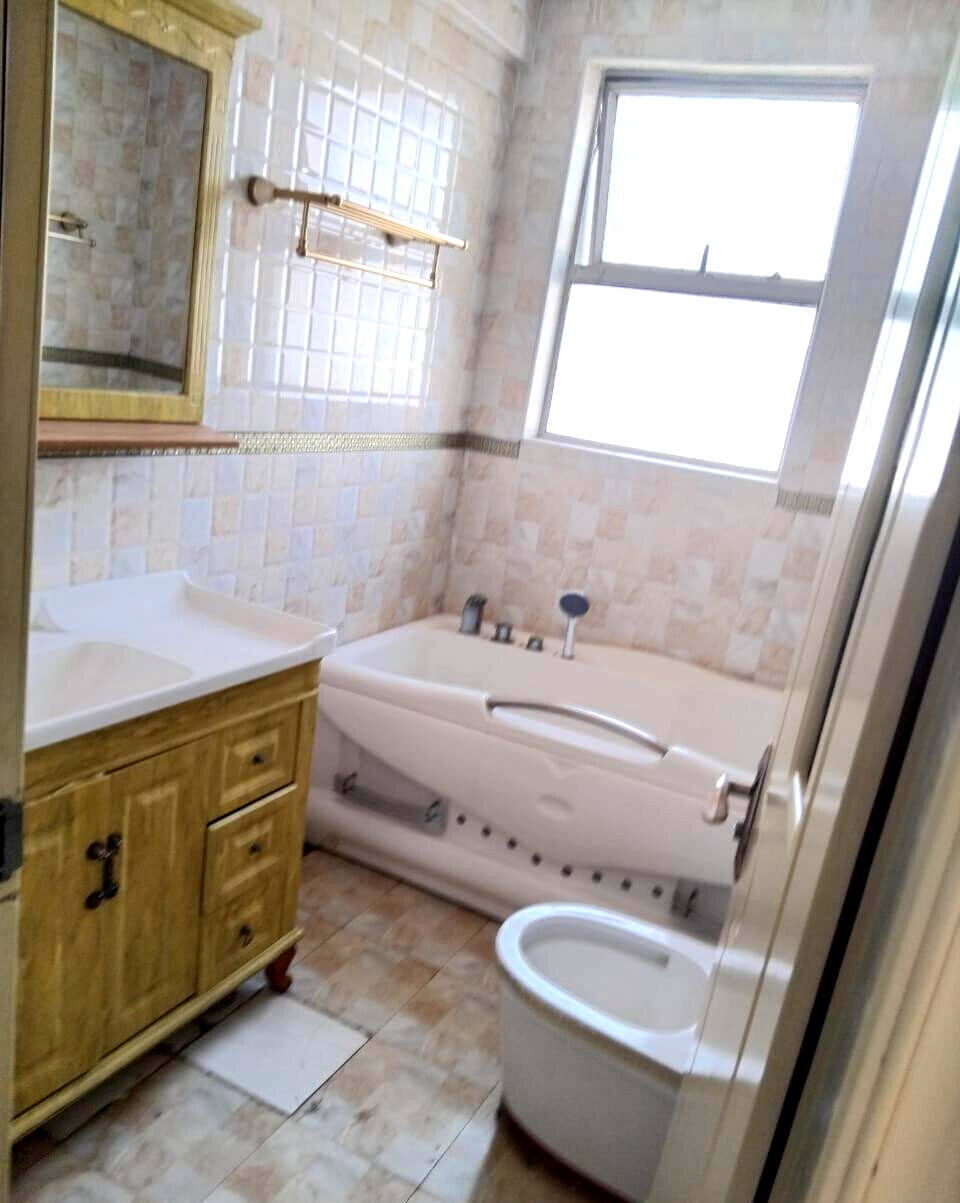3BR with Balcony & Backup Power - Kileleshwa