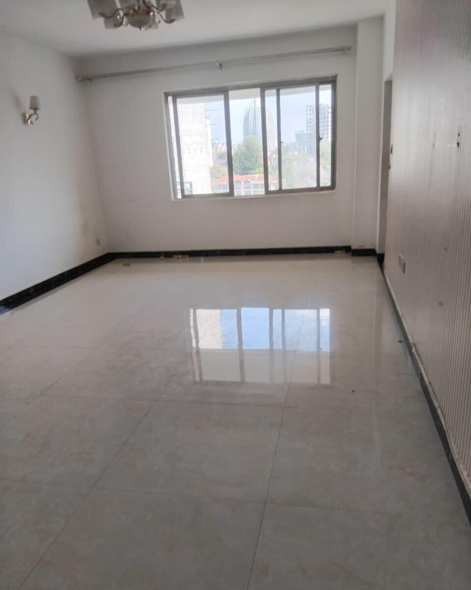3BR with Balcony & Backup Power - Kileleshwa