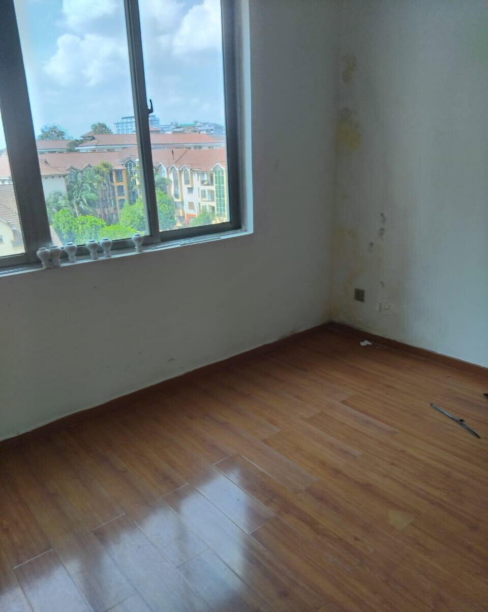 3BR with Balcony & Backup Power - Kileleshwa