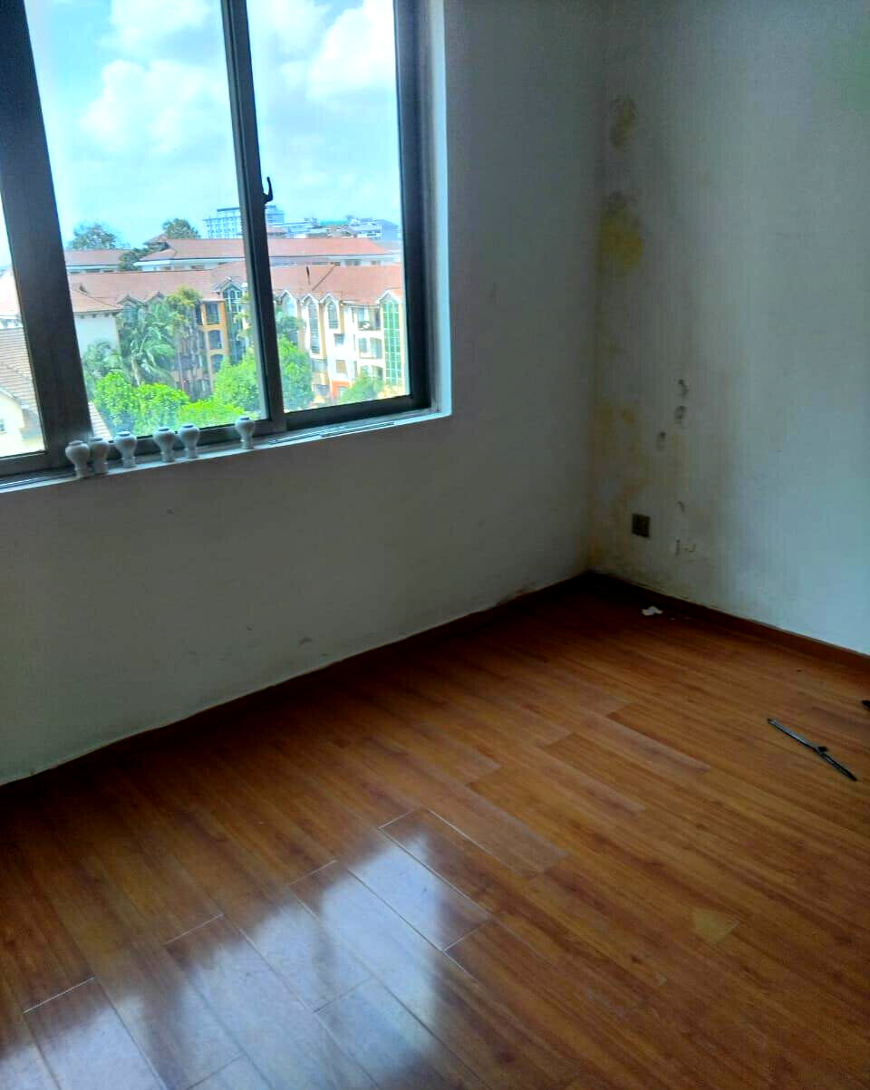 3BR with Balcony & Backup Power - Kileleshwa