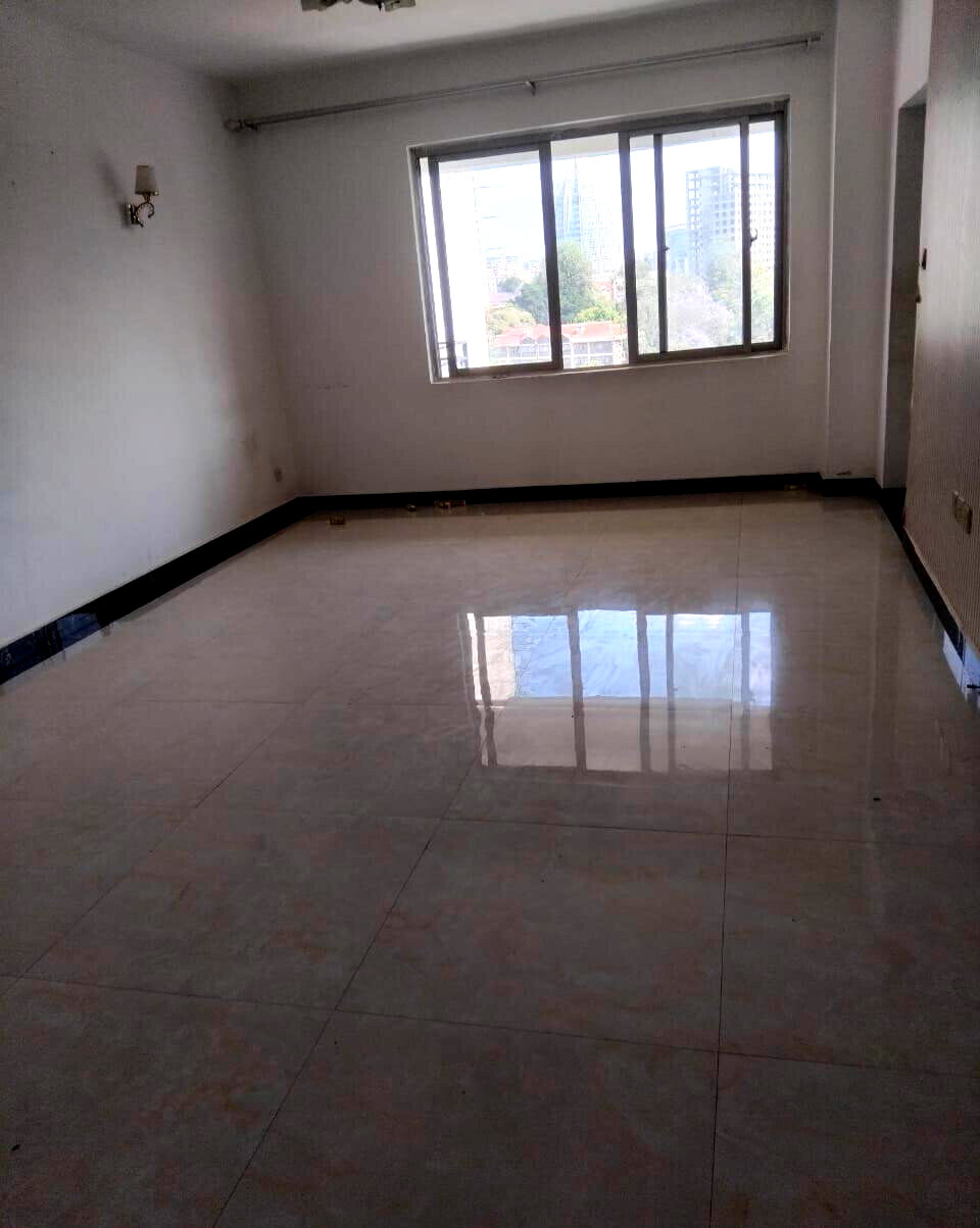 3BR with Balcony & Backup Power - Kileleshwa