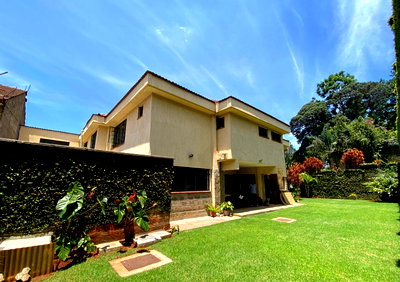 5BR Townhouse with Garden at KSh 90M