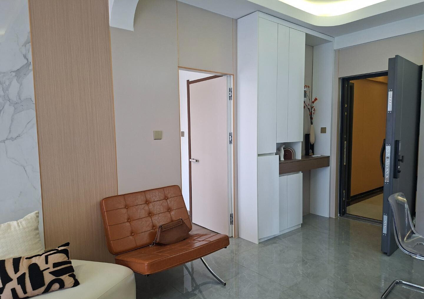 5BR Duplex + Study + DSQ with Heated Pool & Smart Access - Westlands